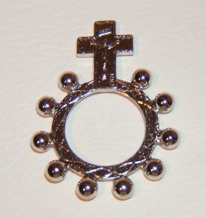 CATHOLIC CRUCIFIX ROSARY DECADE RING MADE IN ITALY  